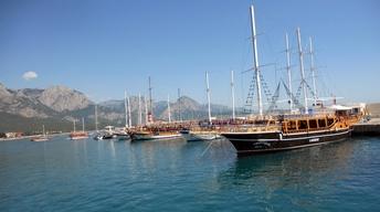 S8 Ep1: Antalya, Turkey: Relaxing Gulet Cruise