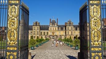 S8 Ep4: Fontainebleau, France: Royal Château