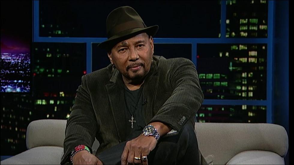 Singer Aaron Neville image