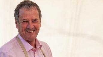 S4: Meet the Bakers: Lee