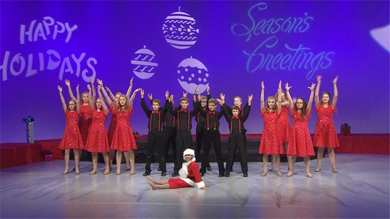 Students Perform Holiday Classics