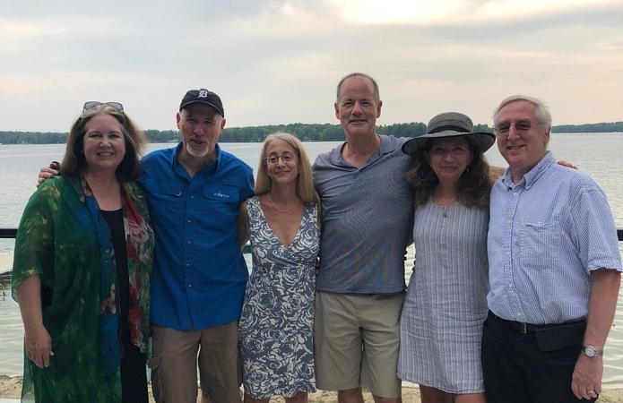 The Power and Joy of Reconnecting With Old Friends