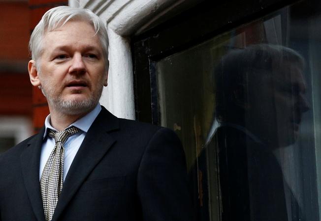 More DNC information to come, says WikiLeaks founder