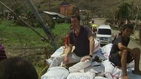 Image of Doctors face supply shortage as aid reach typhoon survivors