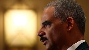 Image of Holder backs proposal to reduce drug sentences