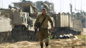 Image of Israel masses tanks at border but signs of diplomacy emerge