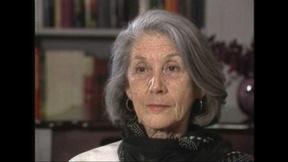 Image of Nobel-winning South African author Nadine Gordimer in 1987