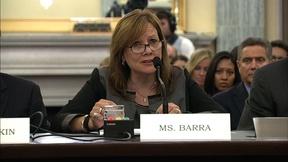 Image of CEO Mary Barra defends GM’s top lawyer at Senate hearing