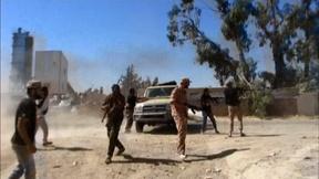 Image of Foreigners, diplomats flee Libya amid security crisis