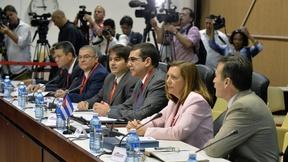 Image of Facing resistance from Capitol Hill, U.S. opens Cuba talks