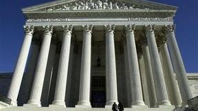 Image of Supreme Court weighs process, not politics, of who draws vot
