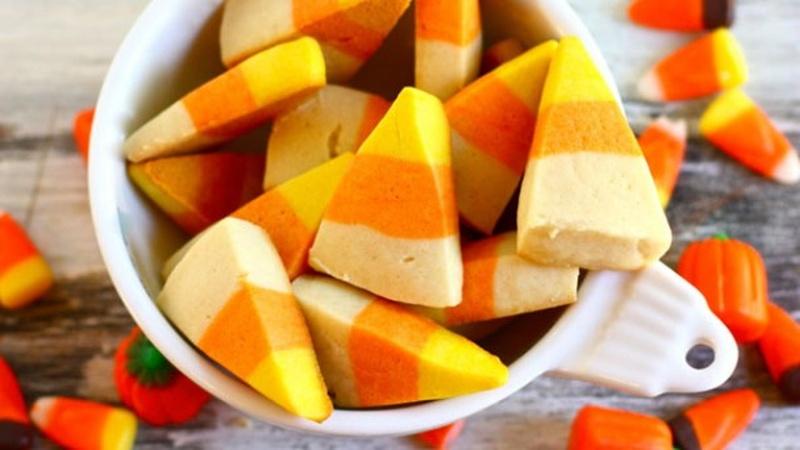 Make Candy Corn Cookies for Halloween