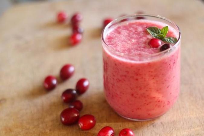 Enjoy Delicious Cranberry Smoothies