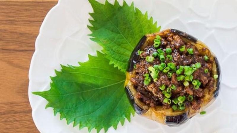 Try Stuffed Eggplant Known as Nikumiso Dengaku