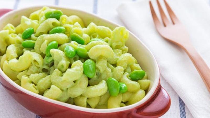 Take a Lesson from Dr. Seuss: Green Mac and Cheese