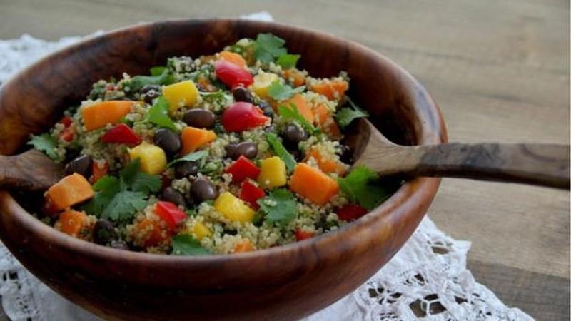Make Black Bean Quinoa Rainbow Salad