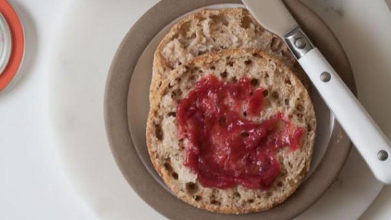 How to Make Rhubarb Compote
