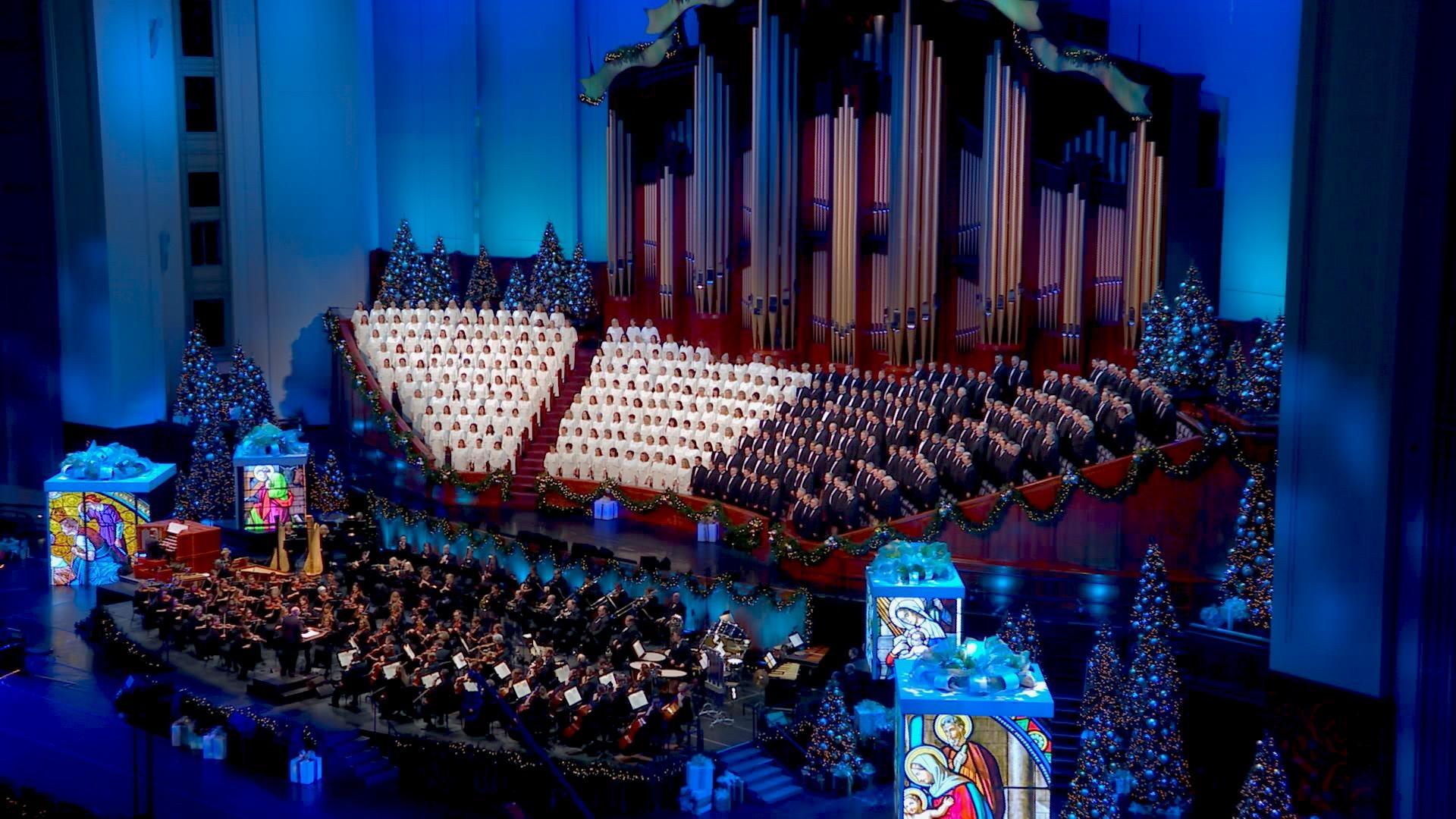 The Tabernacle Choir & Orchestra at Temple Square performing "For Unto Us."