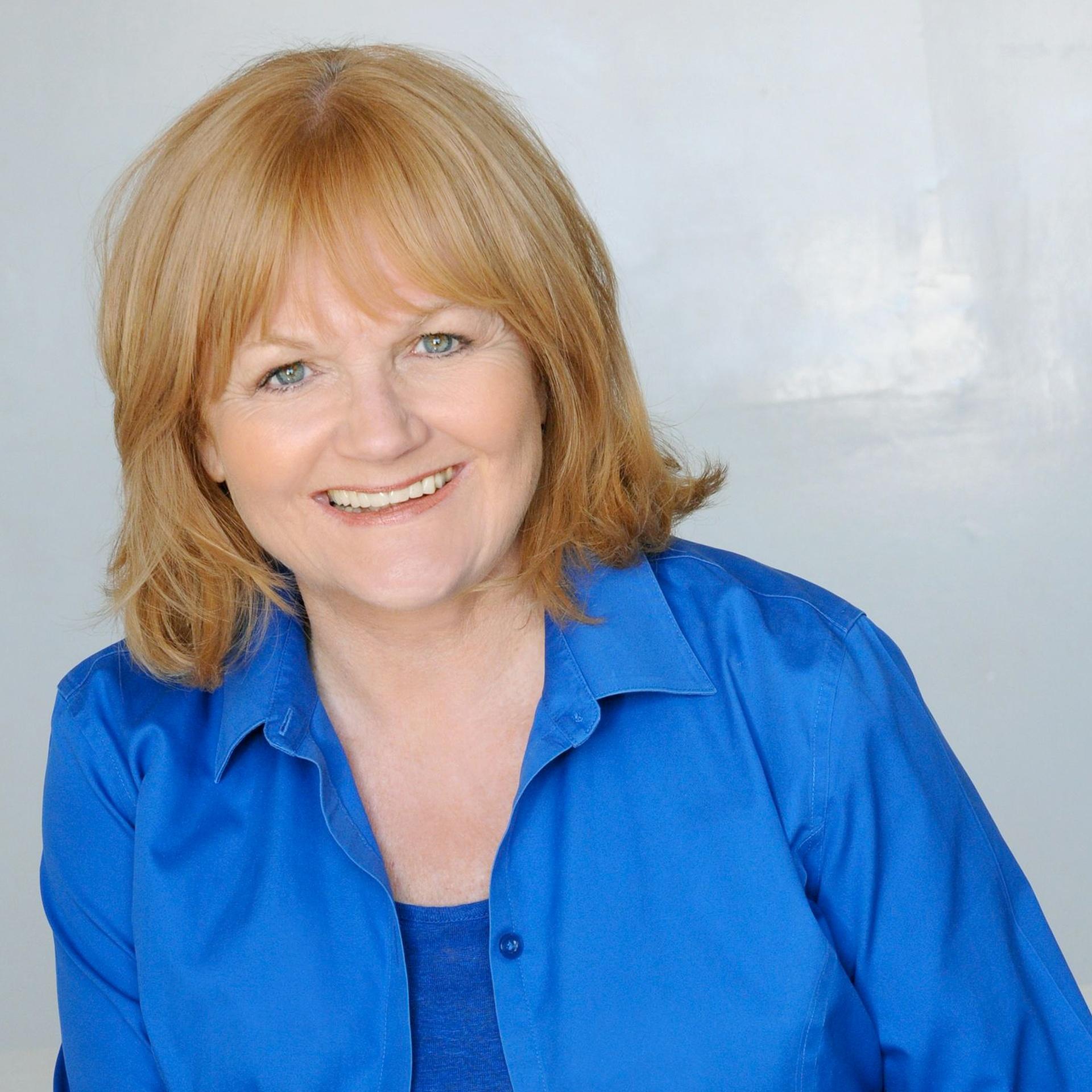 Lesley Nicol