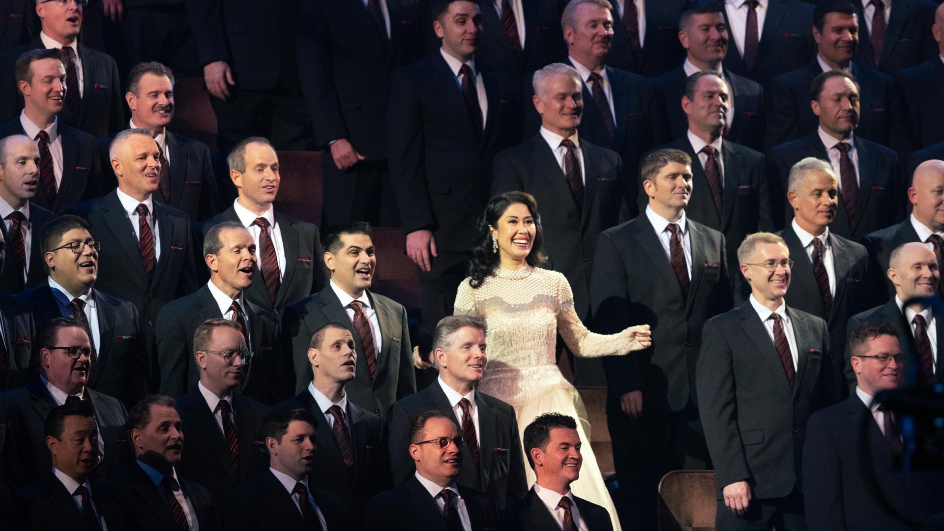 Ruthie Ann Miles performing with The Tabernacle Choir & Orchestra