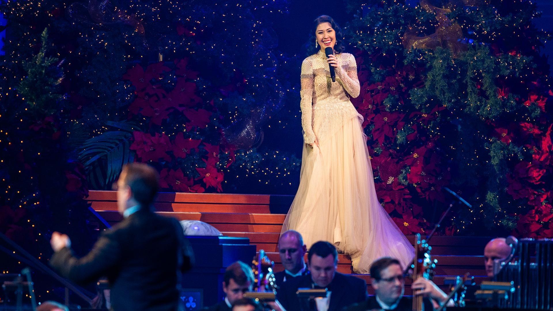 Ruthie Ann Miles performing with The Tabernacle Choir & Orchestra