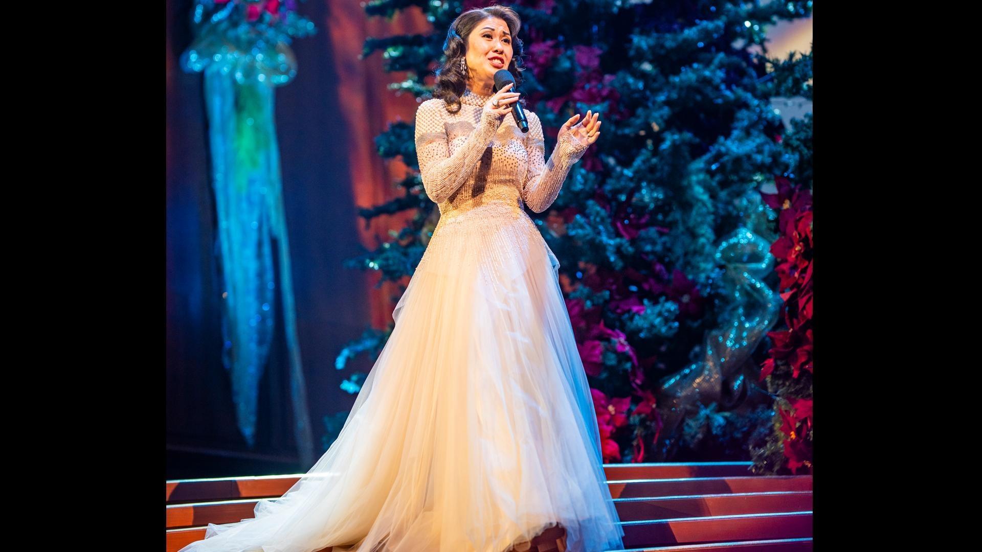 Ruthie Ann Miles performing with The Tabernacle Choir & Orchestra