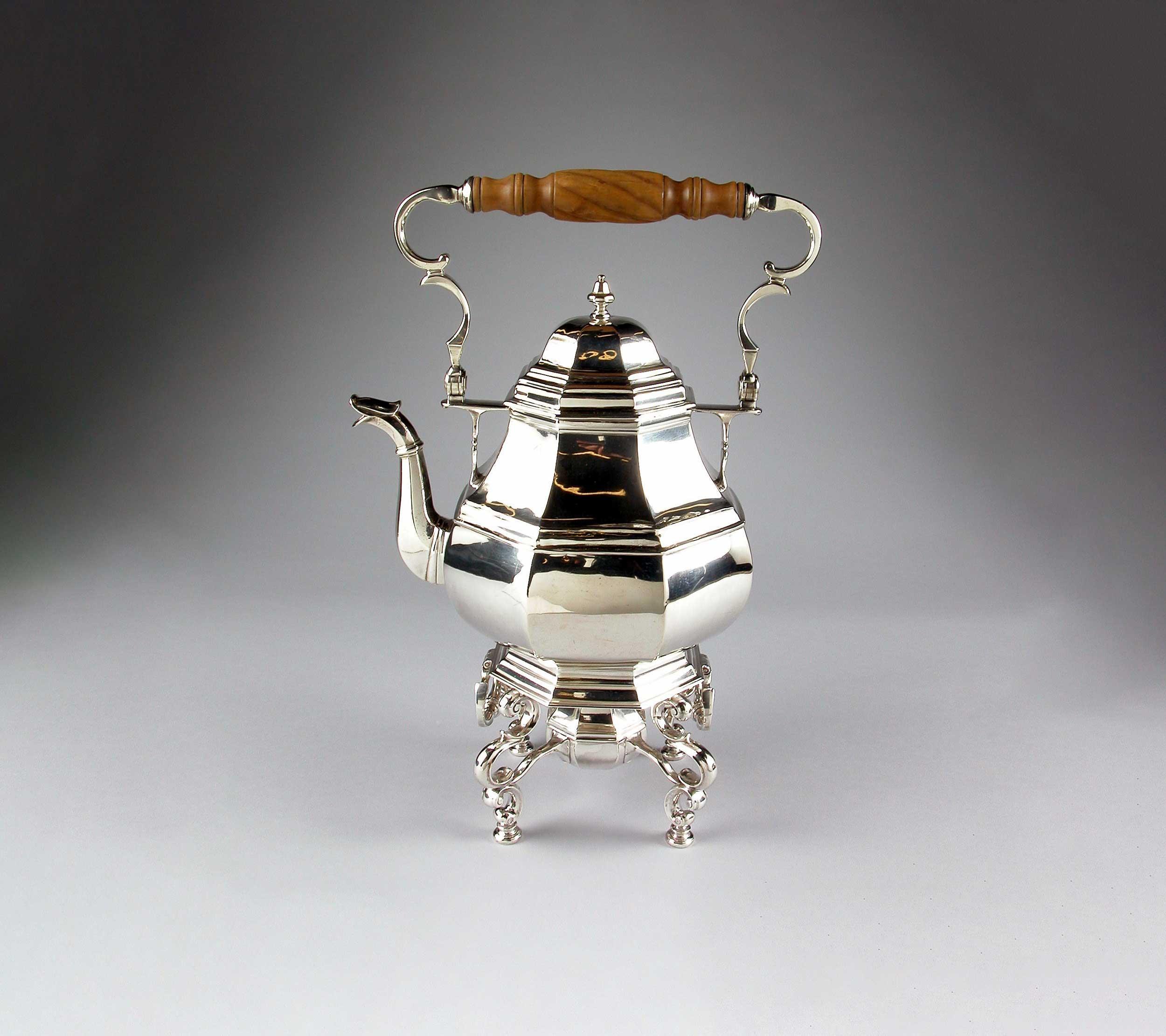 Paul de Lamerie, George I Tea Kettle, 1728, sterling silver, 17 x 12 x 8", Kamm Collection