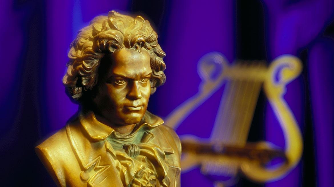 Beethoven bust with music stand