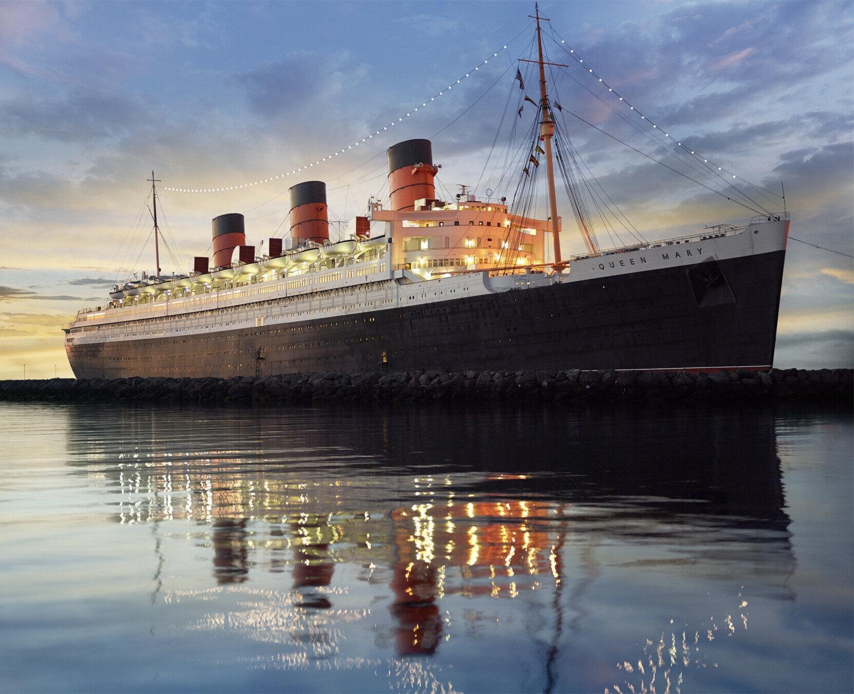 Queen Mary ocean liner cruise ship