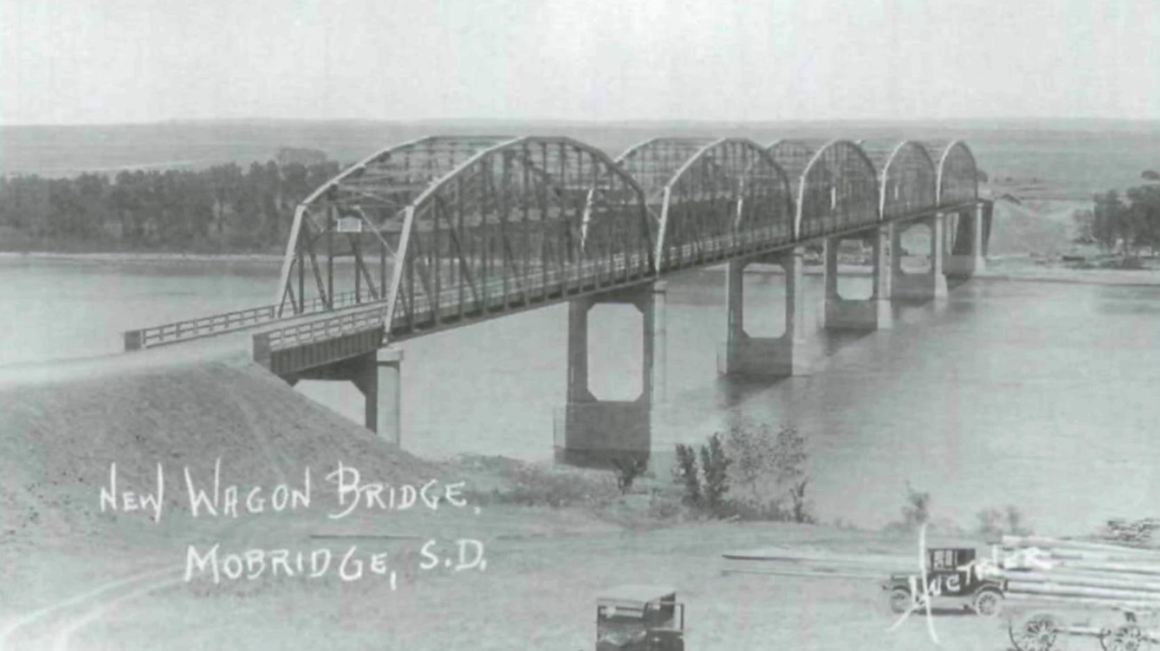 Archival photo of Wagon Bridge, Mobridge, SD. 