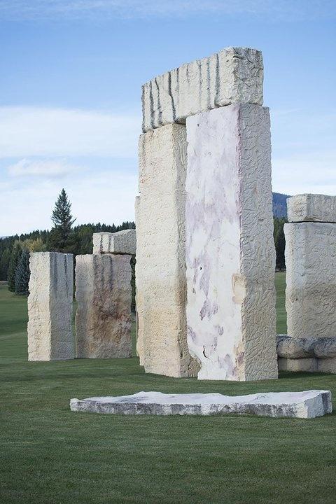 stone stones trilithon replica Stonehenge Air Museum Fortine 