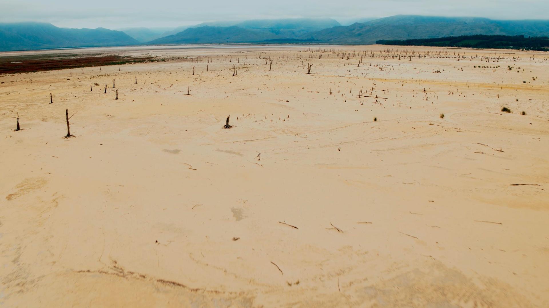 In 2015, a five year drought hit South Africa's main reservoir turning it into a dustbowl. Cape Town residents faced "day zero", where the taps would turn off.