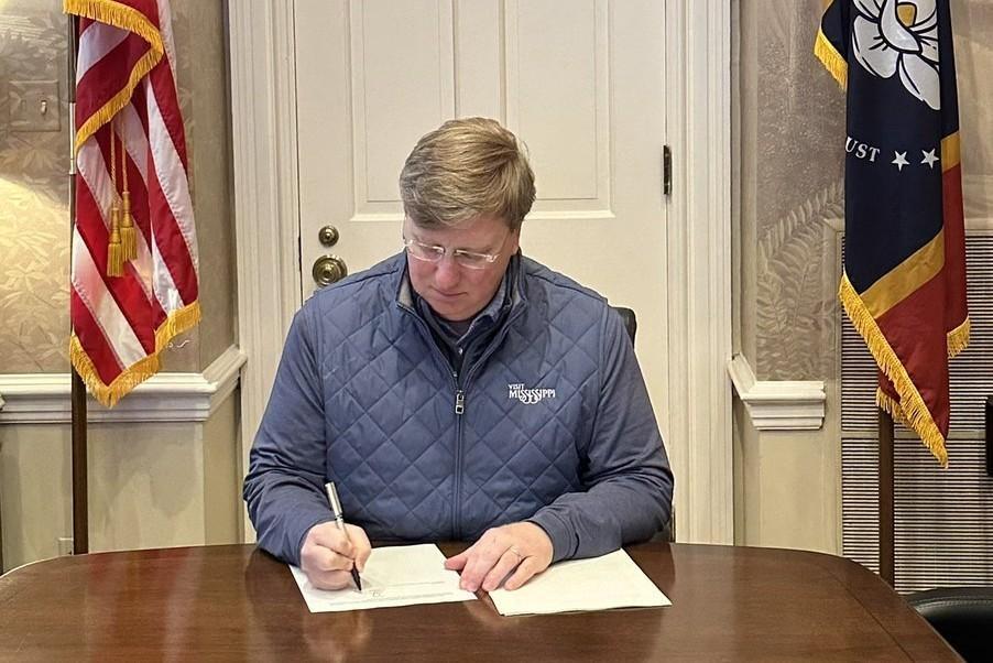 Governor Reeves signs request