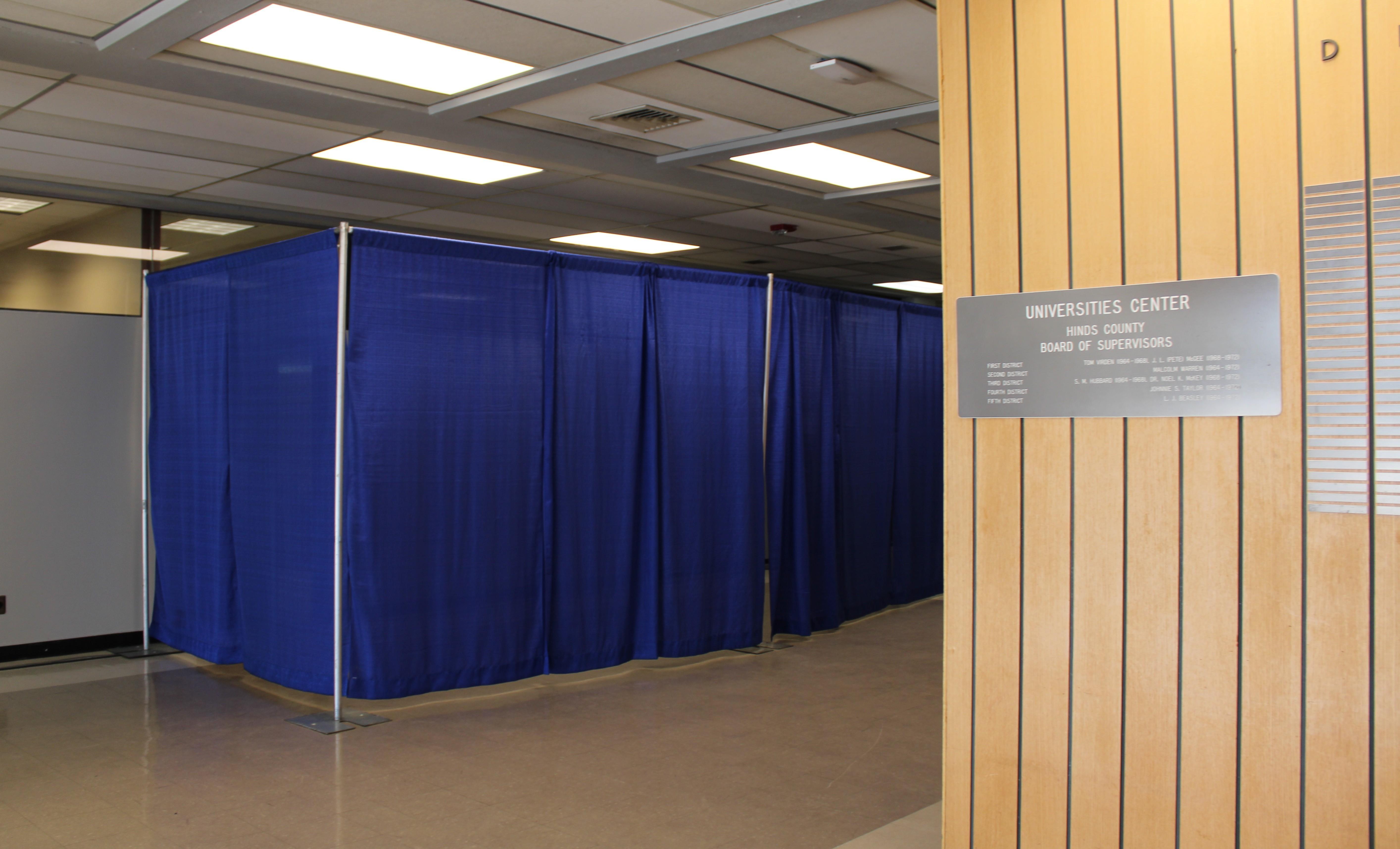 IHL erected privacy curtains to obscure the identity of presidential candidates entering interviews.