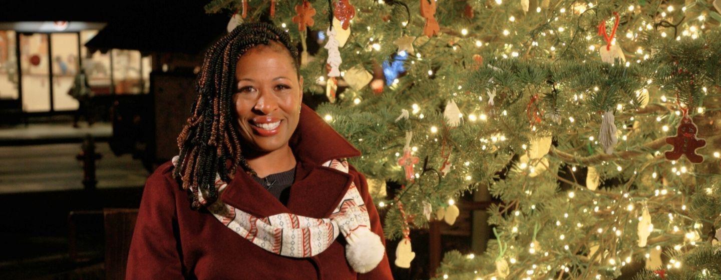 Host of NC Weekend Deborah Holt Noel.