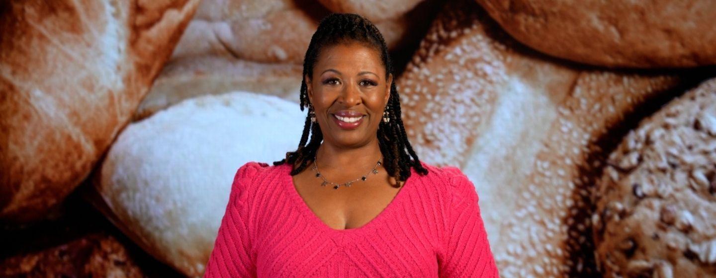 Host of NC Weekend Deborah Holt Noel.