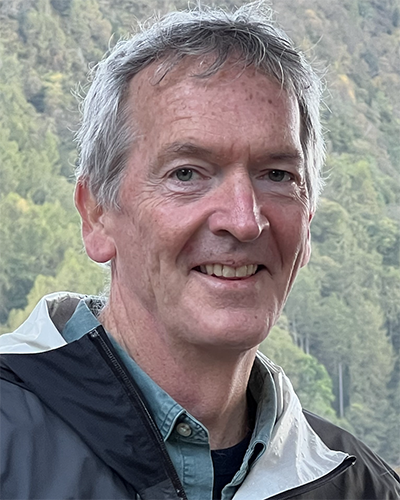 Chris Sloan, Educatoer