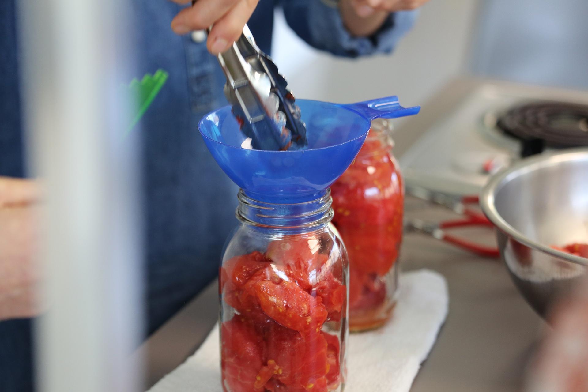 Red Pear Abruzzese and Salvaterra Select tomatoes ready for the jars! 