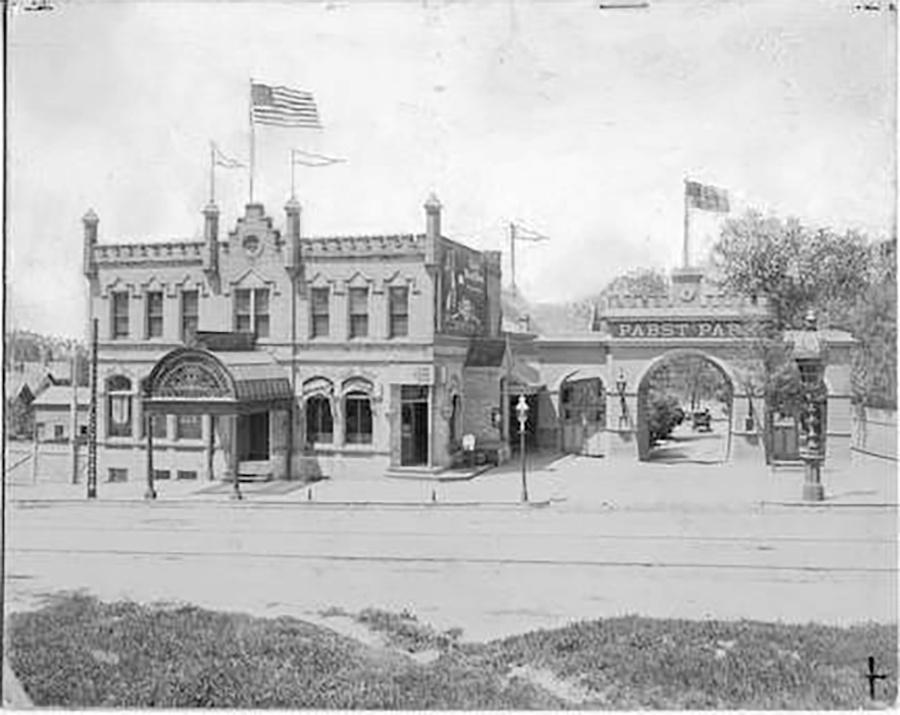 Photo of Pabst Park Entrance and Building