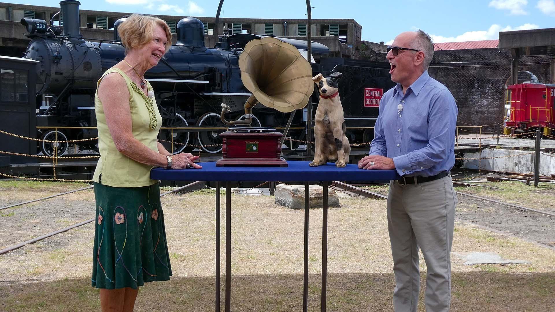 scene from Antiques Roadshow