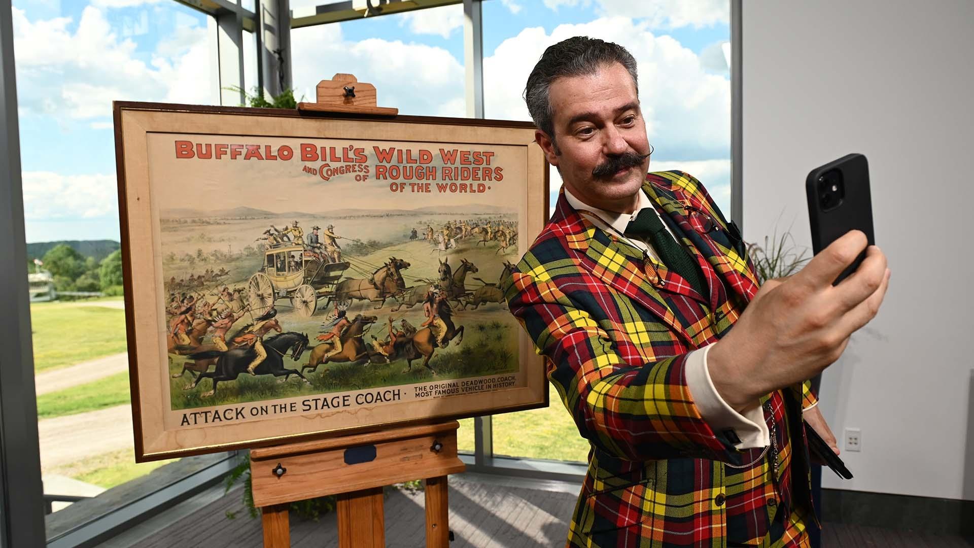 scene from Antiques Roadshow
