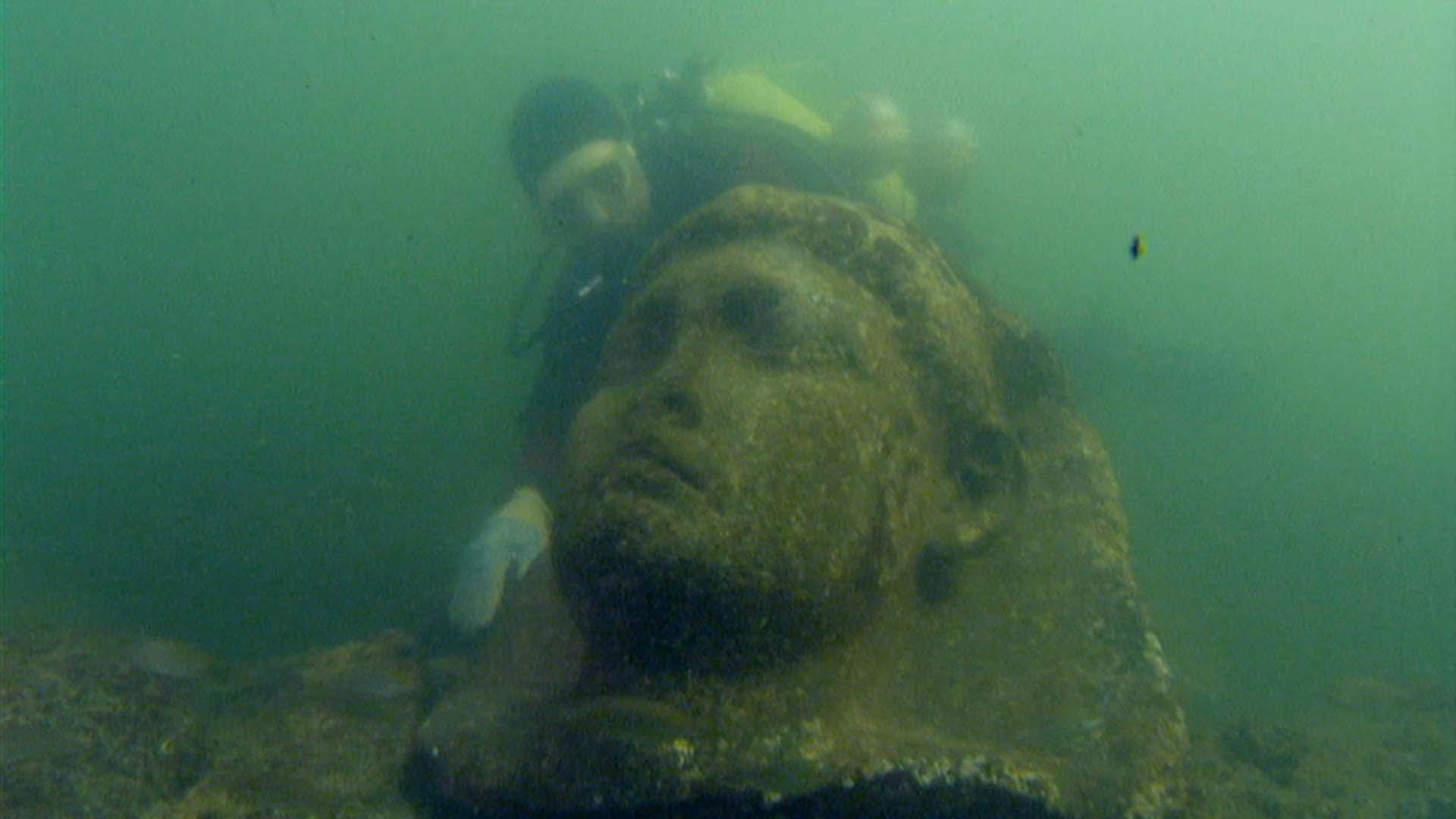 scene from Cleopatra's Last Temple
