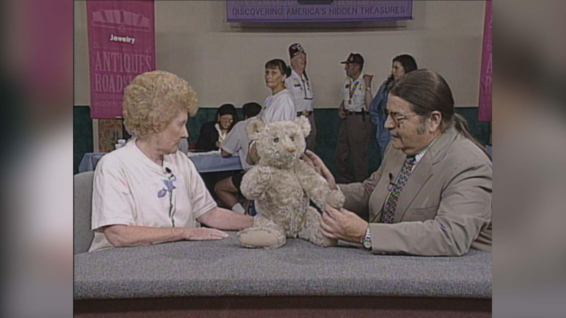 scene from Antiques Roadshow