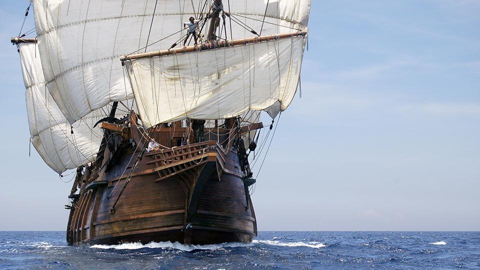 El Galeón Andalucia sailing across open water.