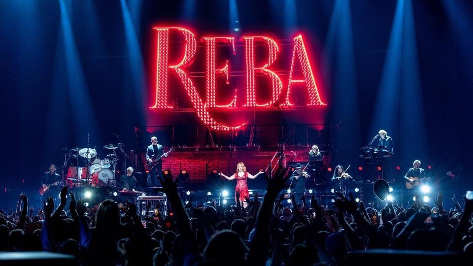 Reba McEntire and her band onstage.