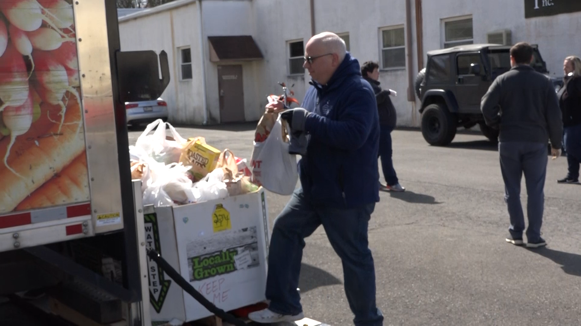 Contactless Food Drive Held For 'Overwhelmed' Local Pantries