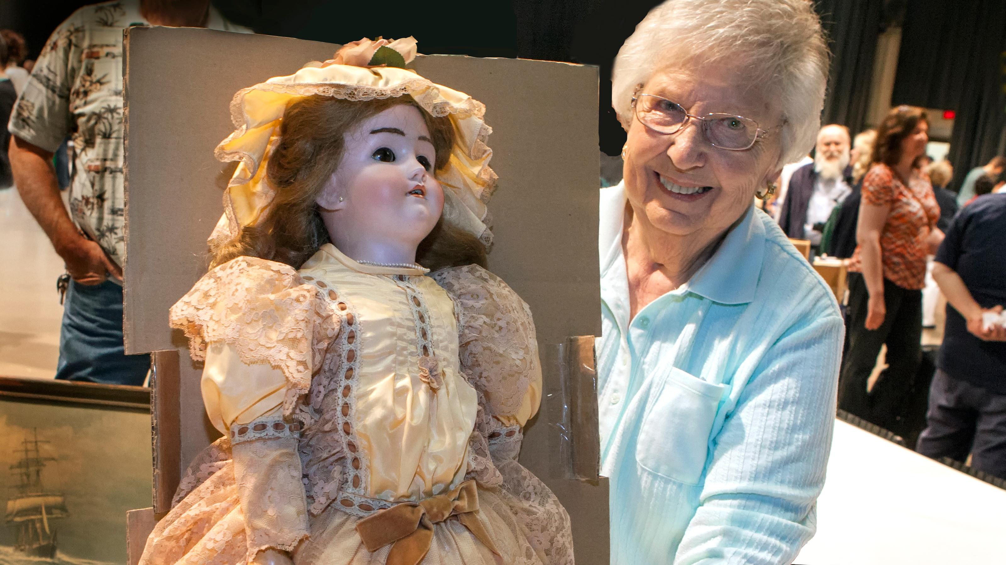 With that smile on her face, it appears she may have gotten some good news about the value of her antue doll at the WNED | WBFO Antiques Home Show