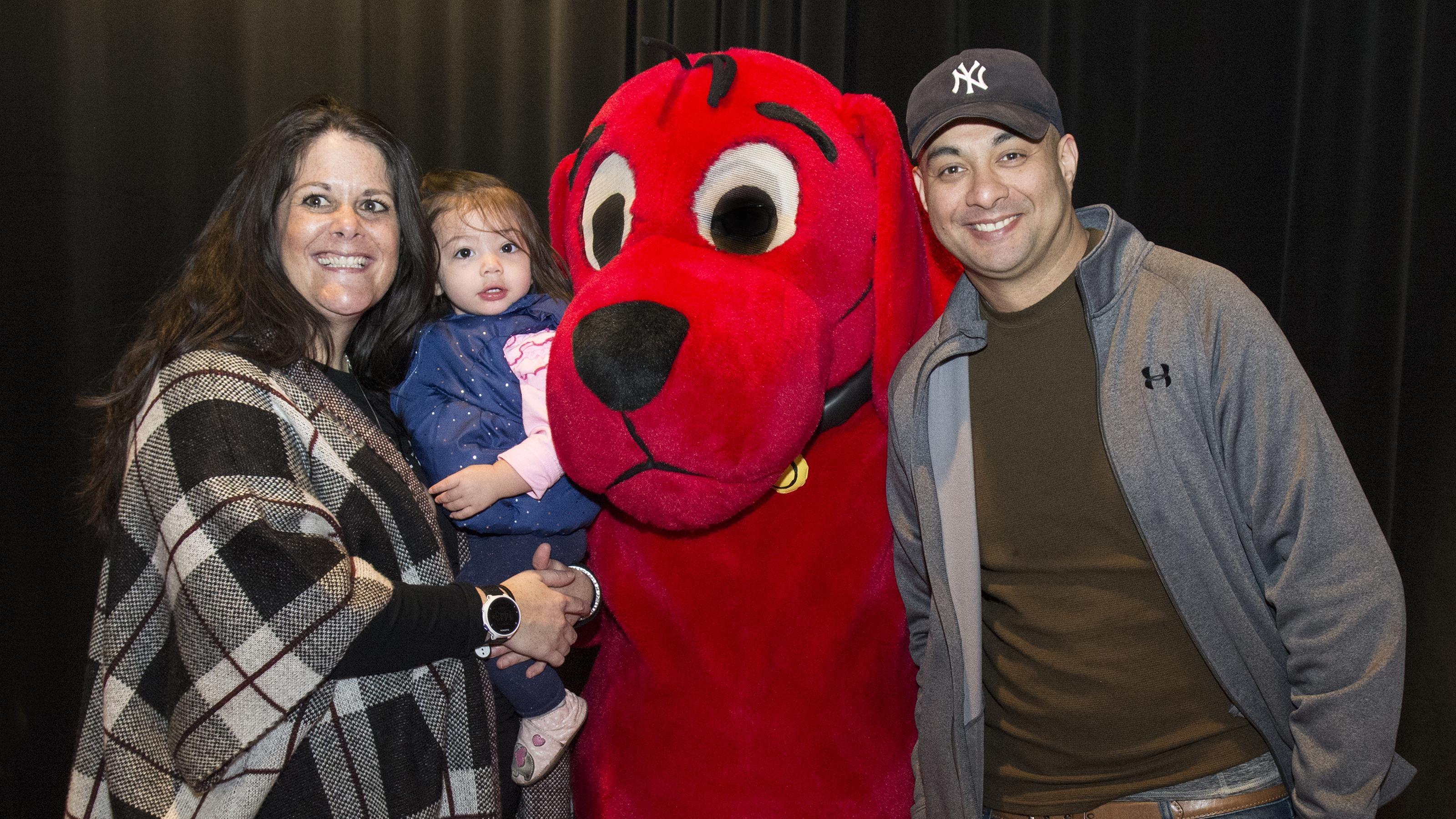 PBS KIDS family pose with Clifford