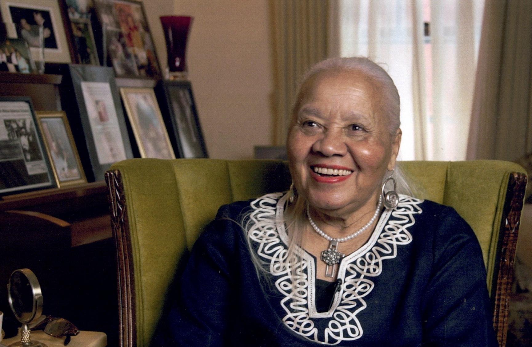 Photo of Lee Constance Bowles Eve smiling in a chair