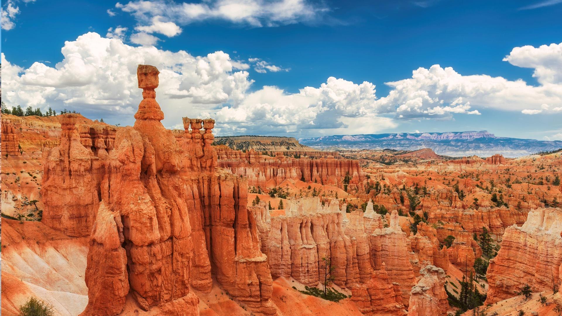 Great spires carved away by erosion in Bryce Canyon National Park, Utah, USA. The largest spire is called Thor's Hammer